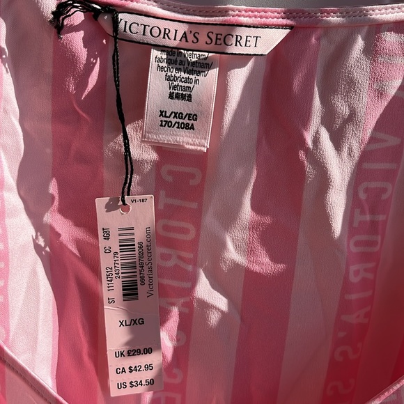 NWT Victoria’s Secret women’s pajama set - Picture 2 of 4